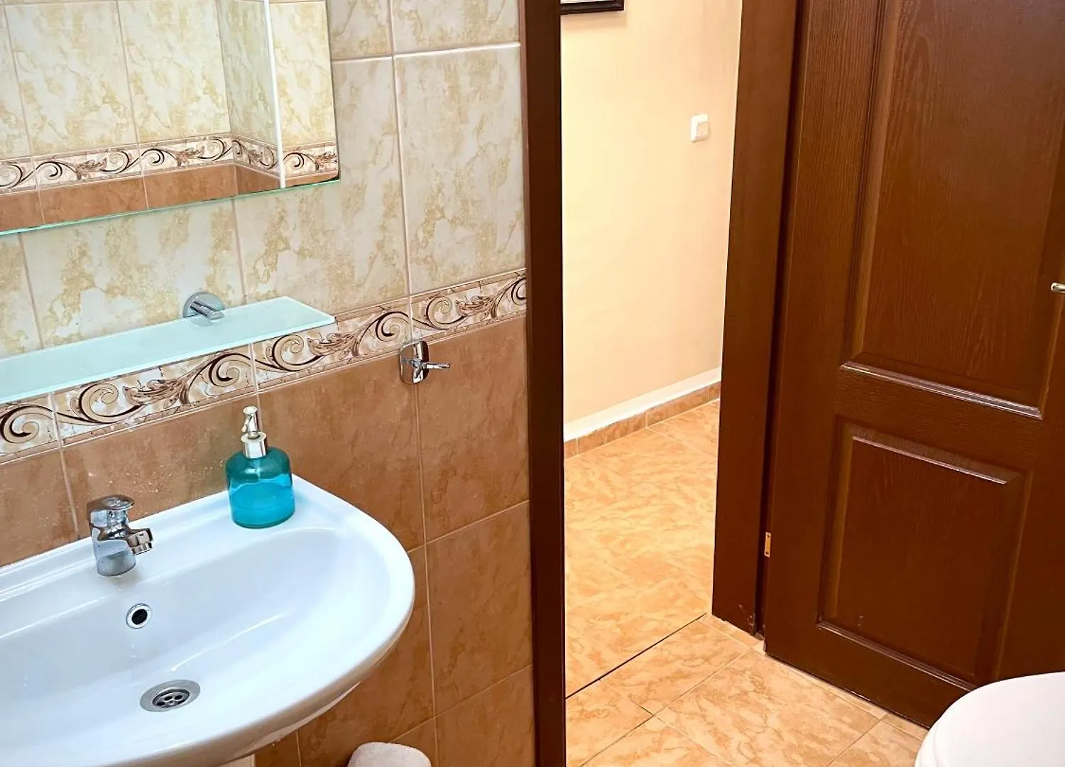 Budget First Sea Line Apt. Flora Pomorie Bulgarien