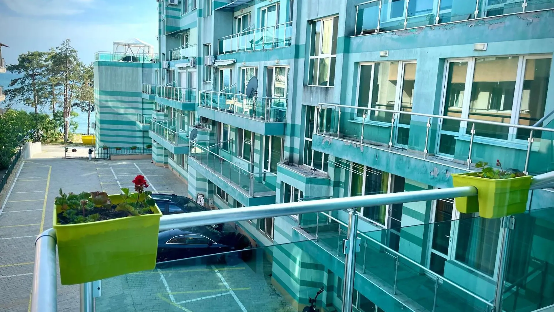 Budget First Sea Line Apt. Flora Pomorie 0*,  Bulgarien
