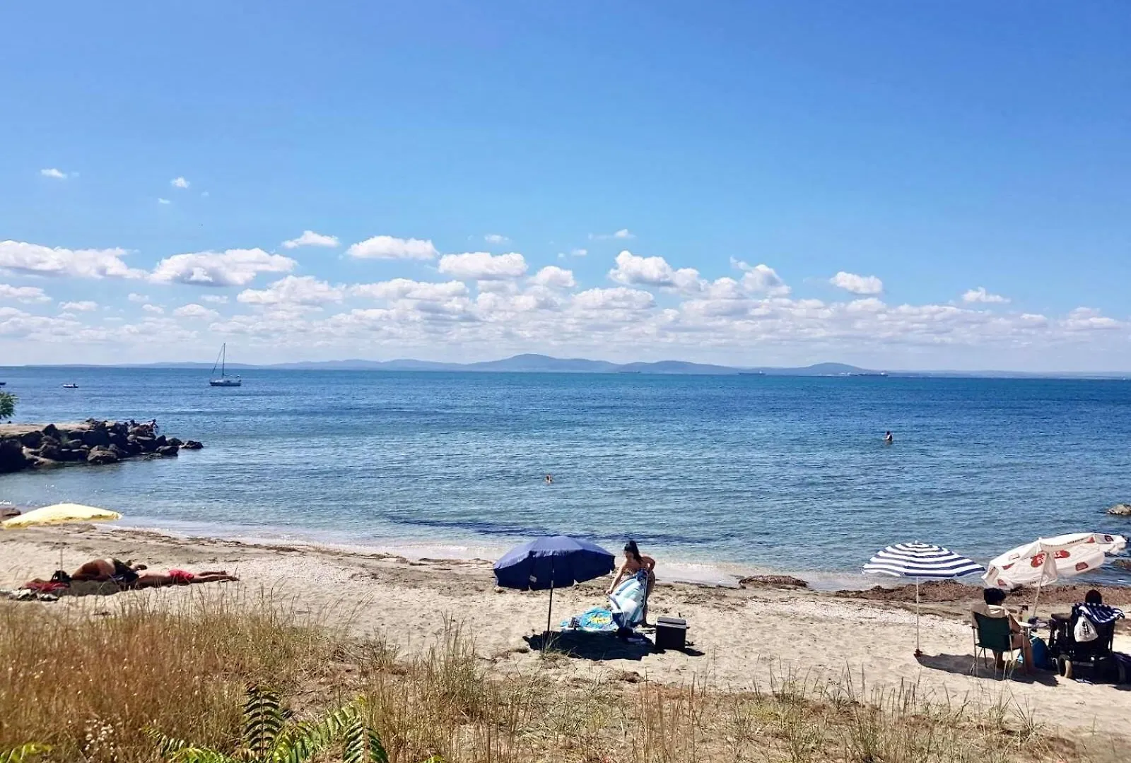 Budget First Sea Line Apt. Flora Pomorie
