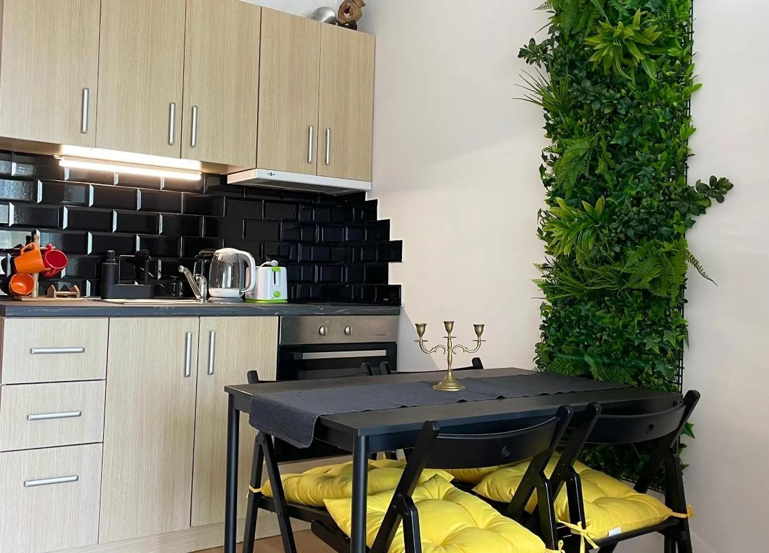 Apartment Budget First Sea Line Apt. Flora Pomorie