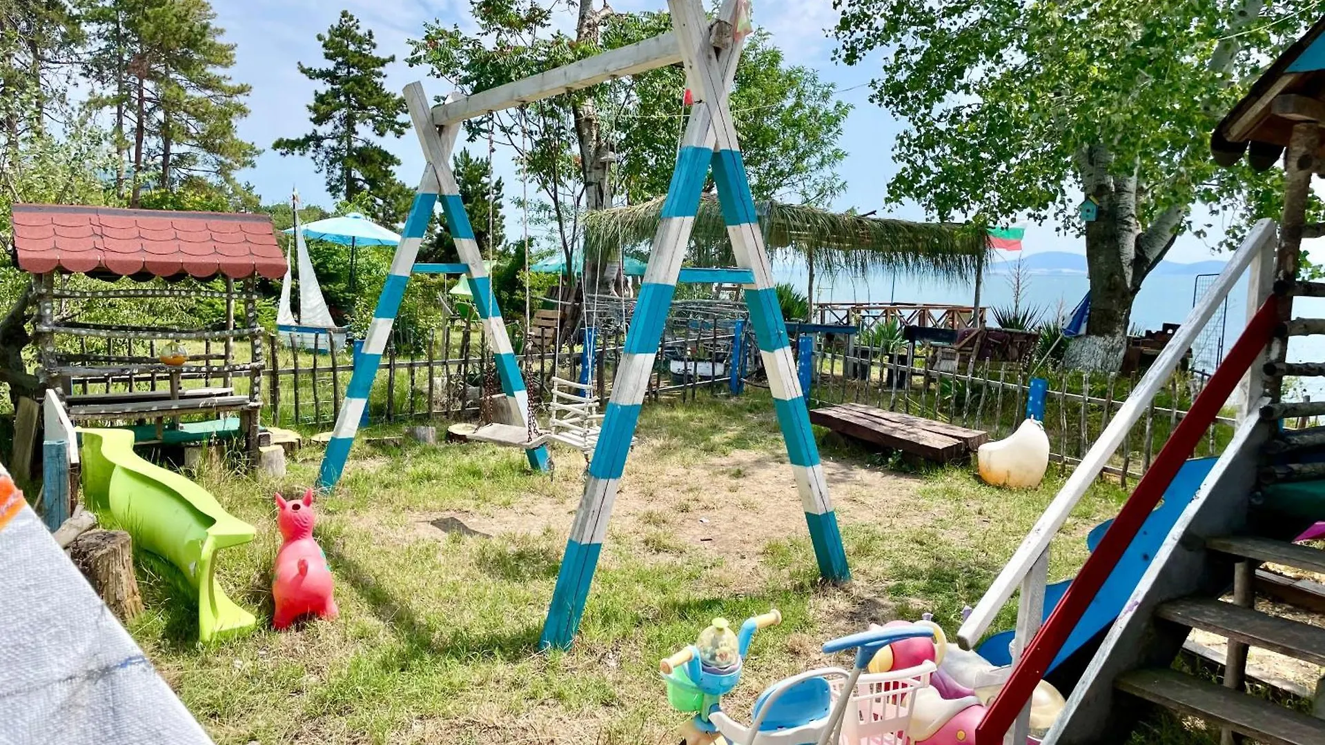 Budget First Sea Line Apt. Flora Pomorie