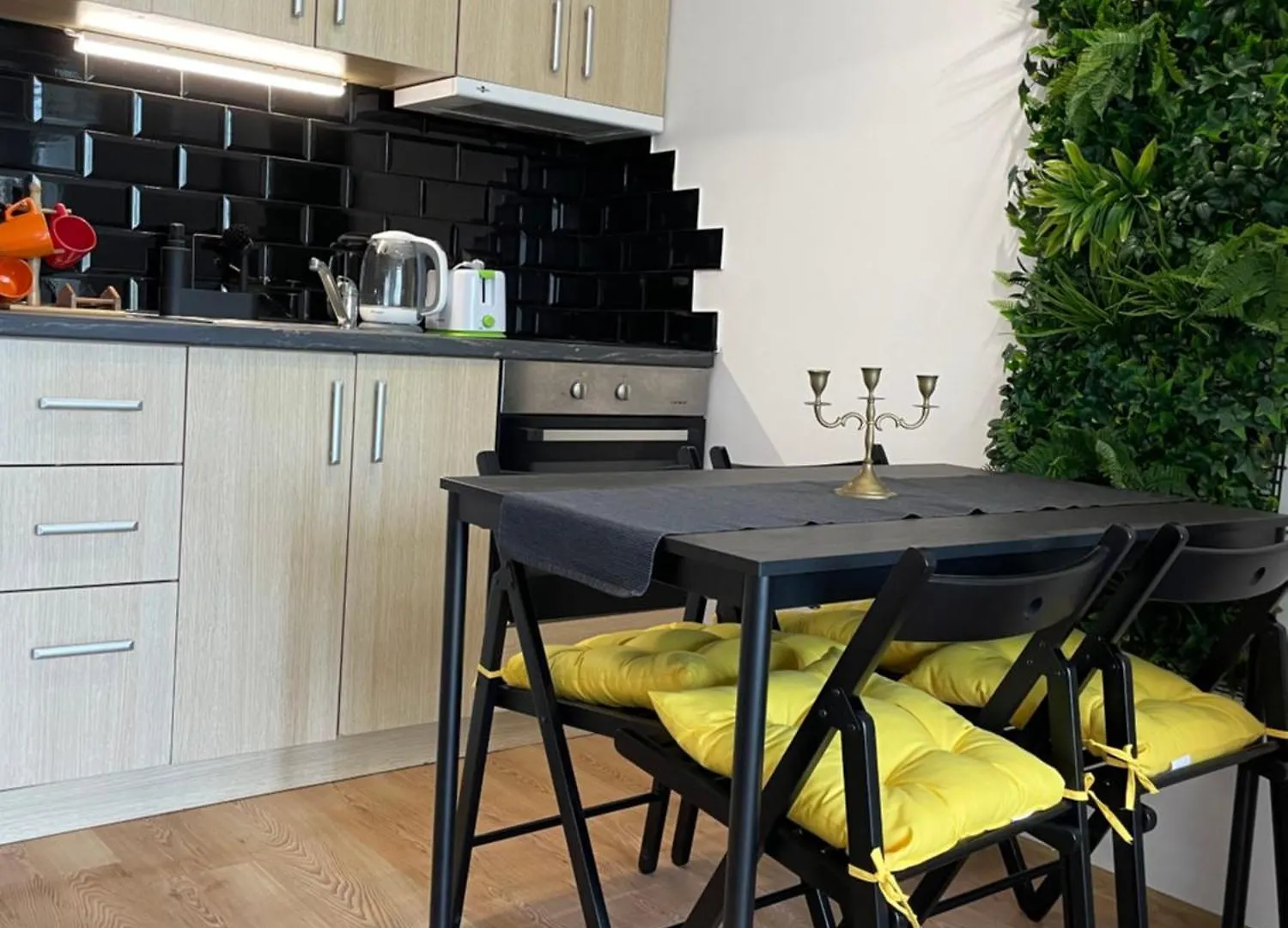 Budget First Sea Line Apt. Flora Pomorie 0*,  Bulgarien