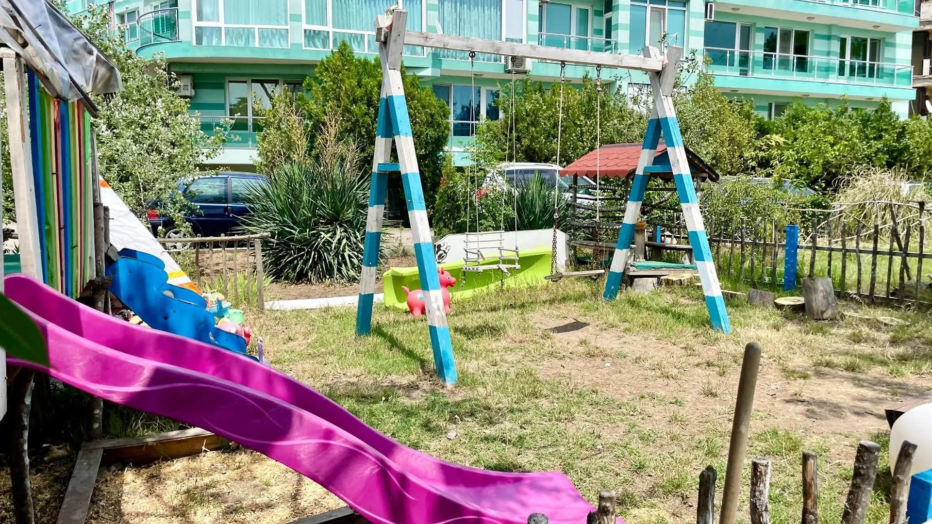 Apartment Budget First Sea Line Apt. Flora Pomorie